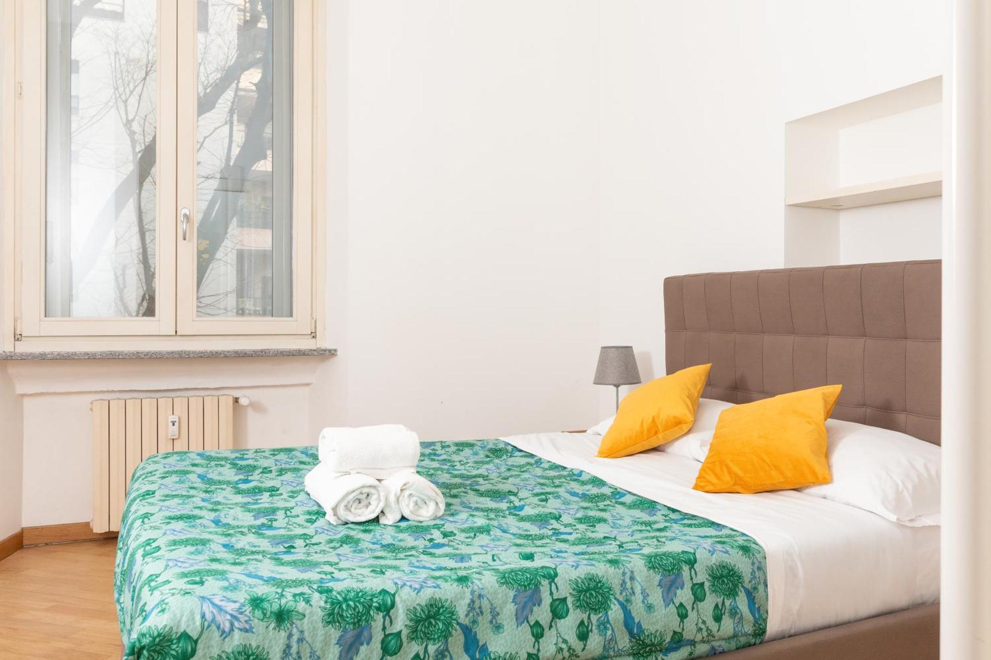 Free Parking Exclusive Apartment Magritte Style Milan Exterior photo